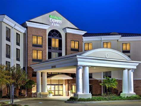 Holiday Inn Express & Suites Jackson